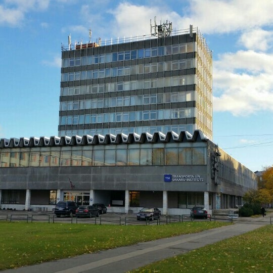 Институт транспорта и телекоммуникаций (TSI)